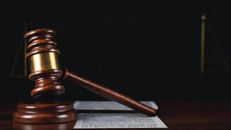 El juicio legal es complejo y serio