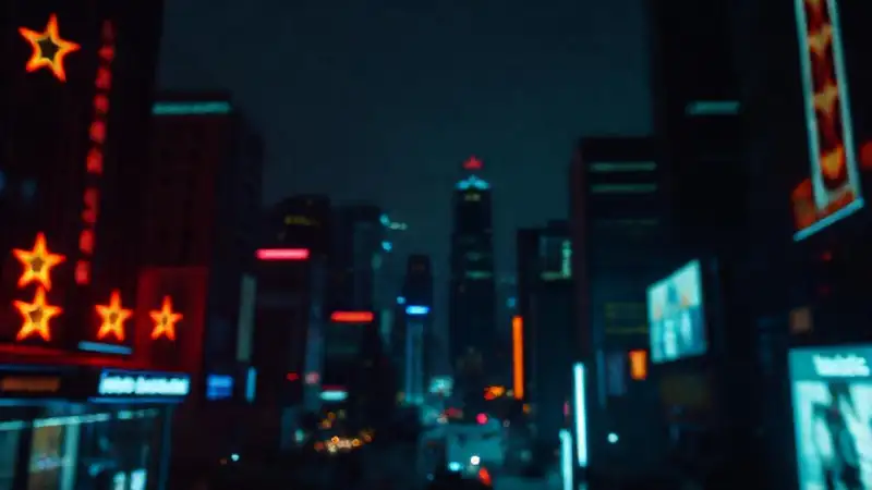 Ciudad oscura, reseñas brillantes, cliente abrumado